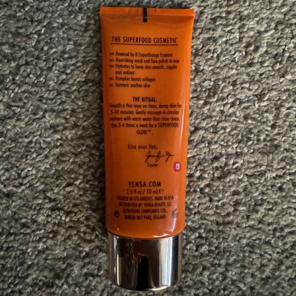 YENSA "Super Glow Radiance" polishing mask - Picture 5 of 9